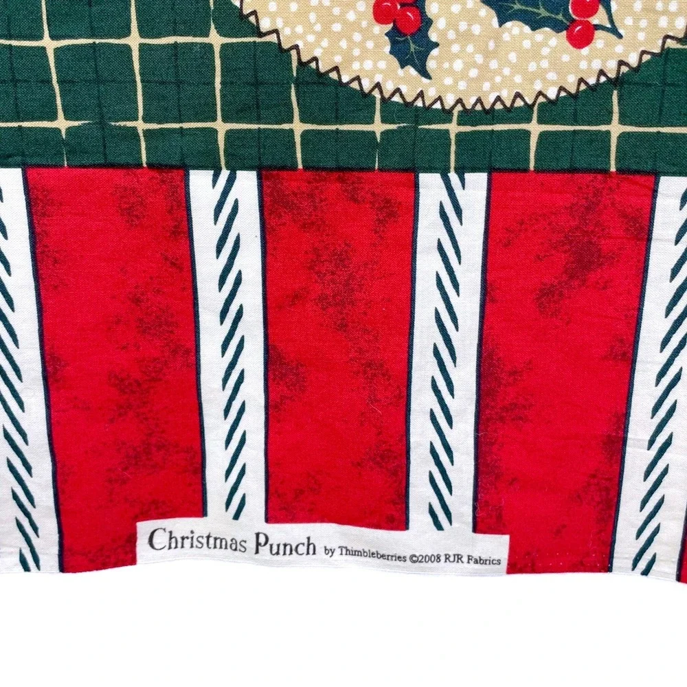 Thimbleberries RJR Fabrics Christmas Punch Cotton Quilt‎ Panel 2008 28x44